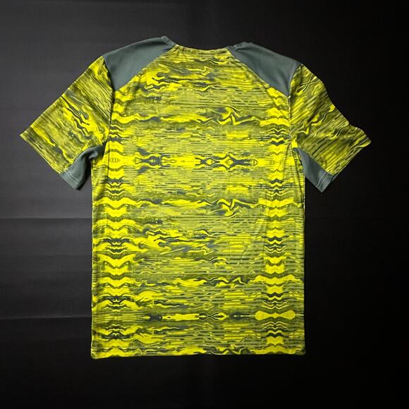 Savannah Clovers Jersey Mens Medium Green Yellow Soccer Authentic 3rd Kit Umbro - Picture 6 of 10